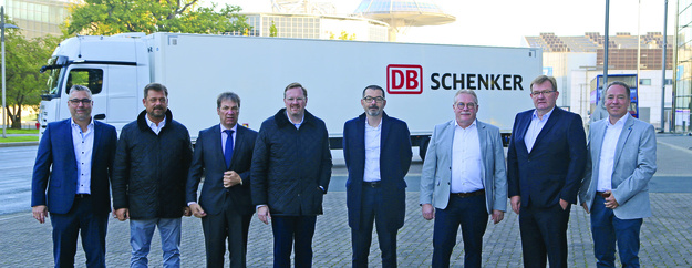 DB Schenker: Umstellung Trailerflotte auf Mega Liner